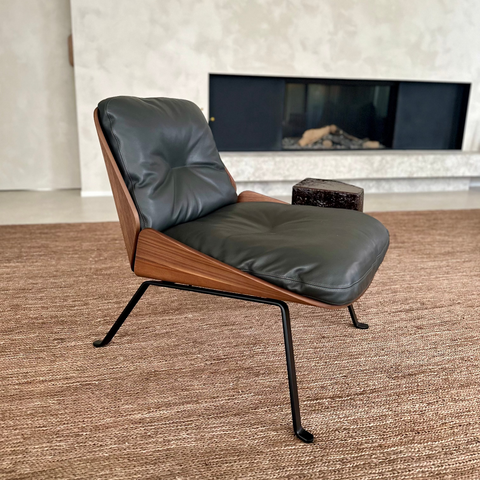 Rei easy chair