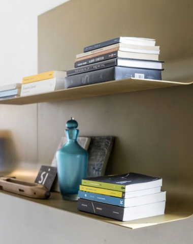 Soggle shelfs