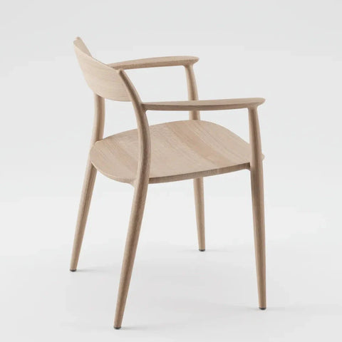 Nila chair