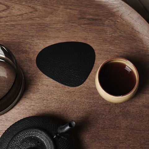 Leather glass mat - curve nupo black