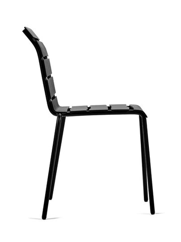 Toonzaalmodel SET van 2: aligned outdoor chair